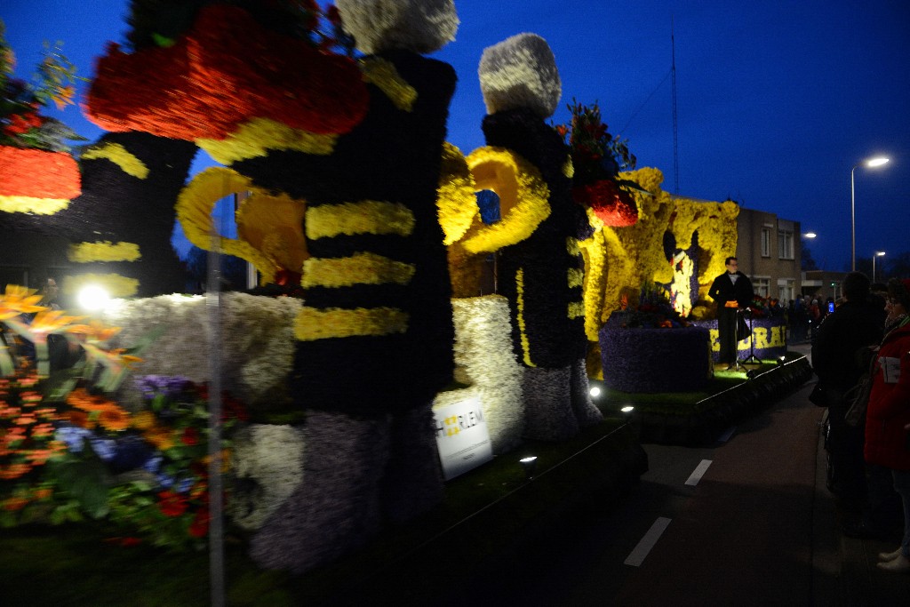 ../Images/Bloemencorso 2015 179.jpg